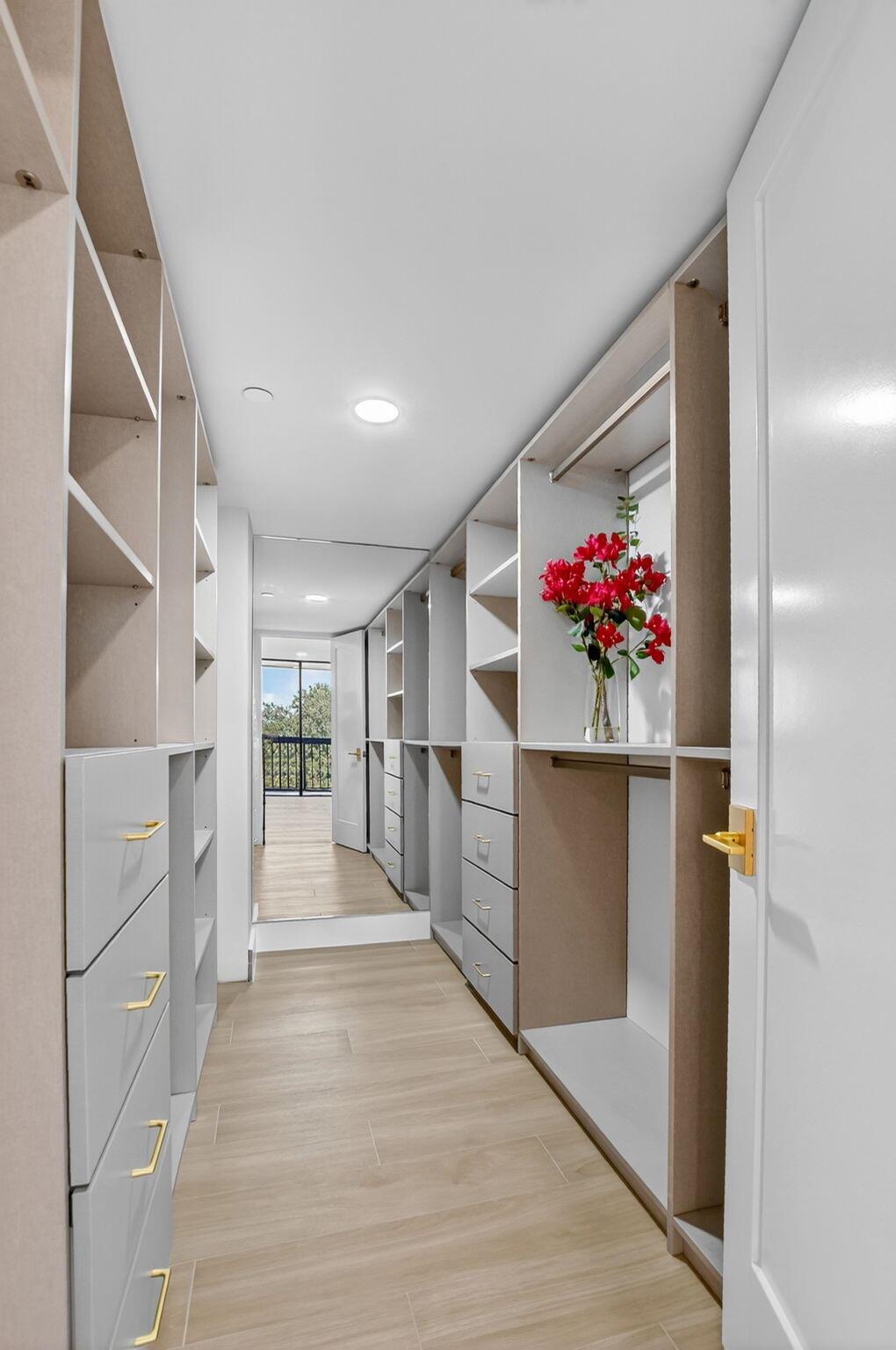 Bridgewood Midrise - Residential