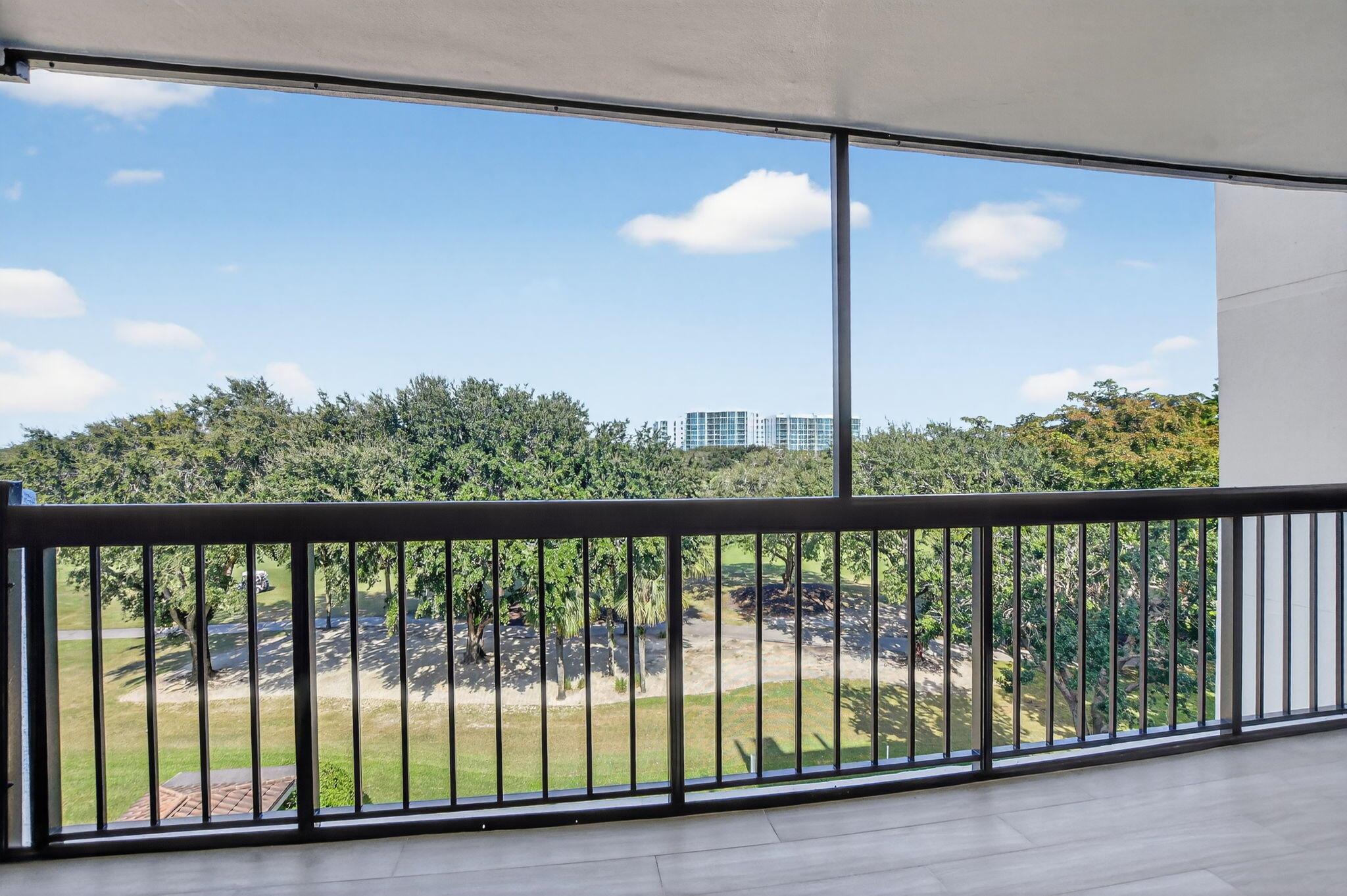 Bridgewood Midrise - Residential