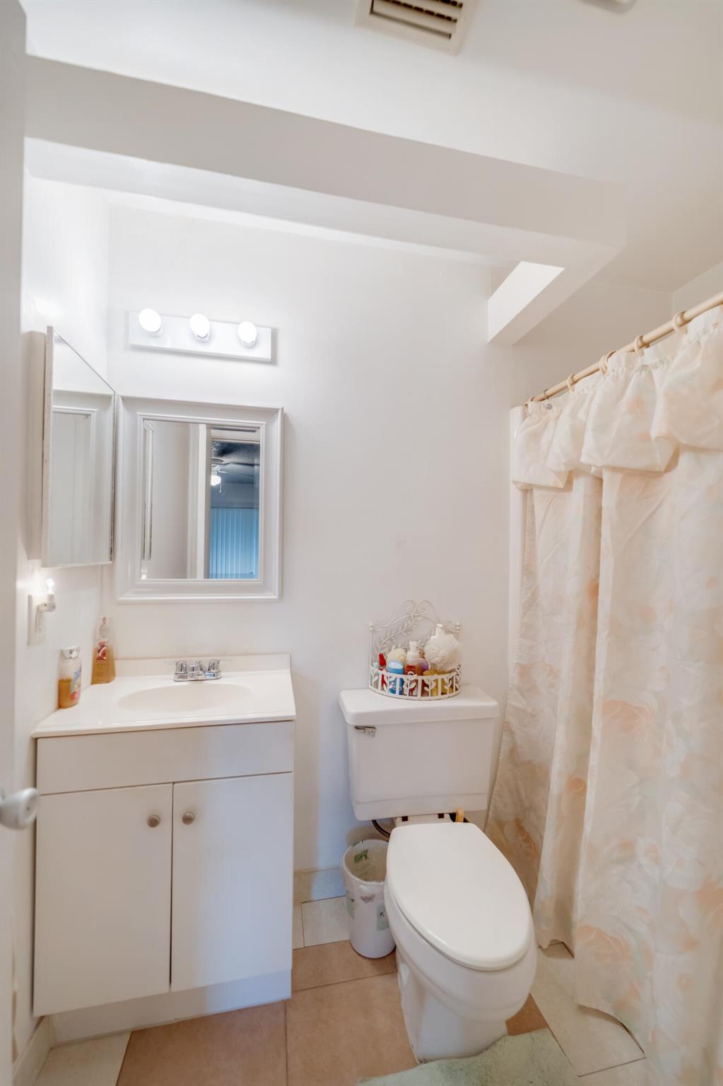 VISTA ST LUCIE BUILDINGS - Residential