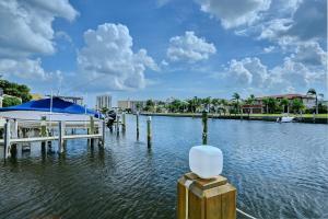 PELICAN HARBOR - Residential