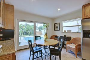 PELICAN HARBOR - Residential