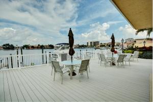 PELICAN HARBOR - Residential