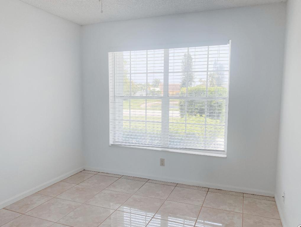 PALM CLUB WEST VILLAGE 2 - Residential