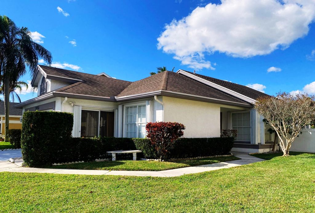 Photo of 3830 Circle Lake Drive, West Palm Beach, FL 33417 (MLS # R11156812)