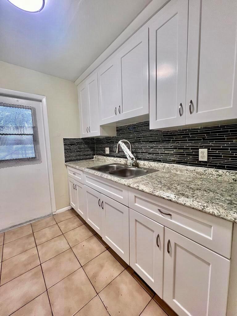 DELRAY GOLF VIEW CONDO AP - Residential