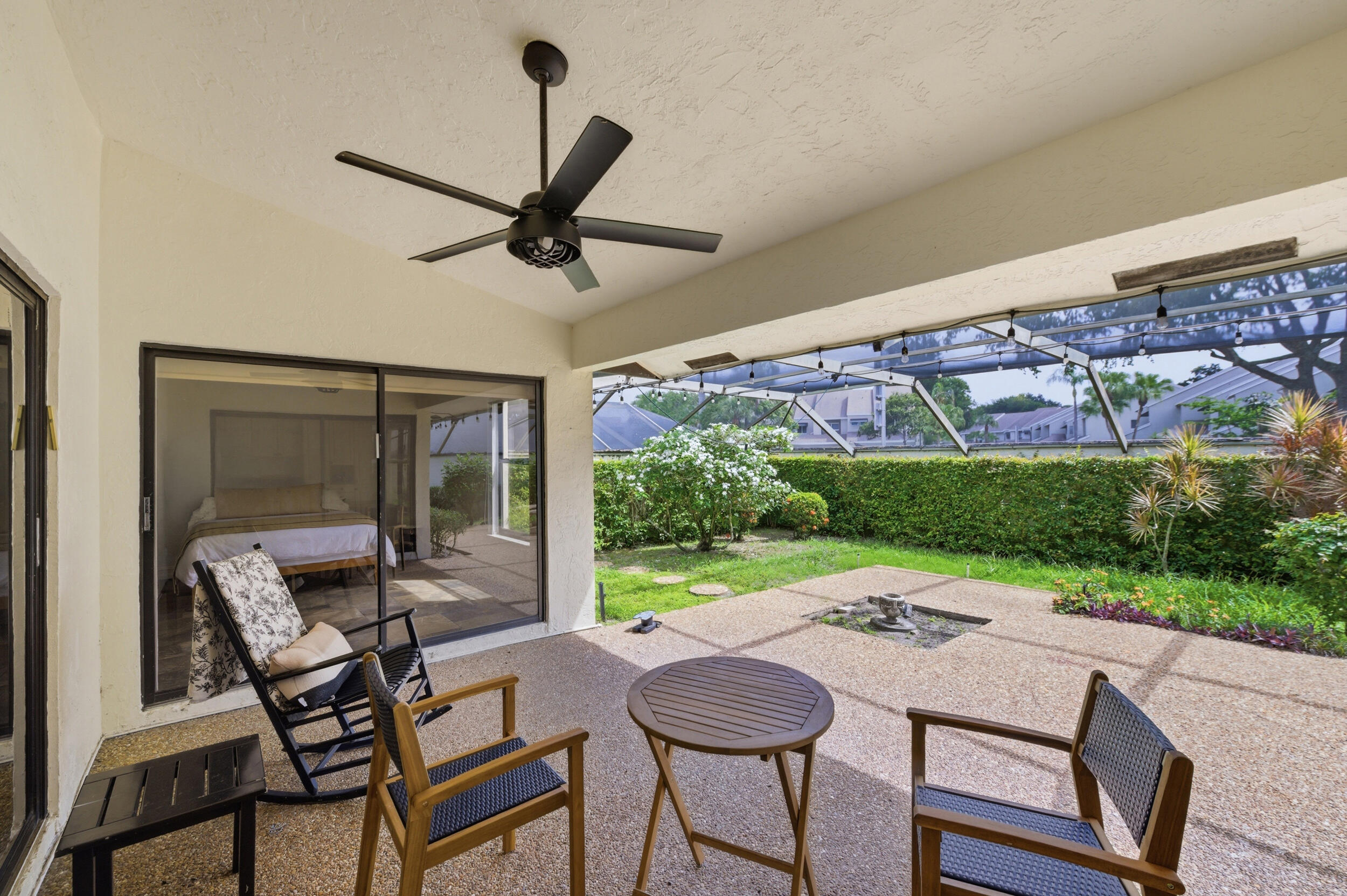 PRADERA OF VIA VERDE PH 1 REPLAT - Residential