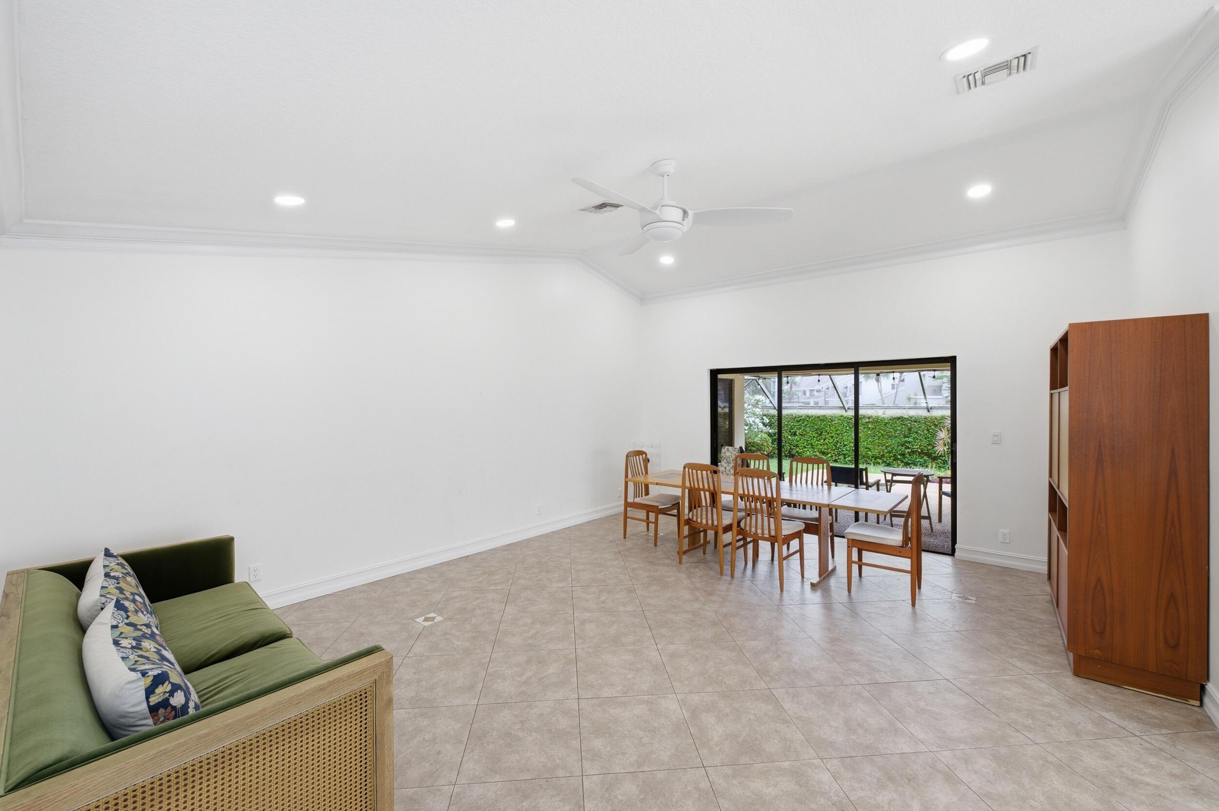 PRADERA OF VIA VERDE PH 1 REPLAT - Residential