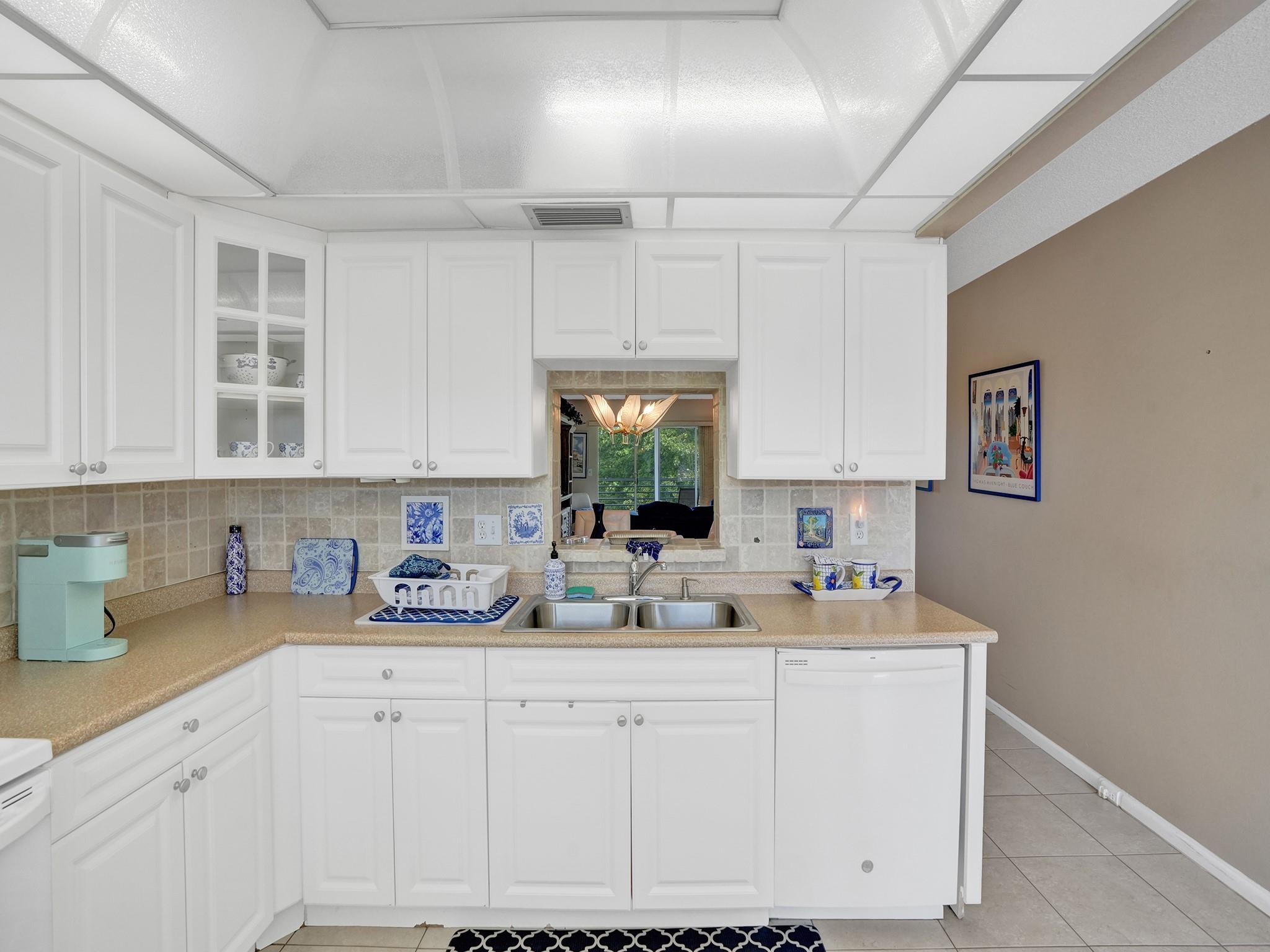 Granada Village D Condo - Residential Lease