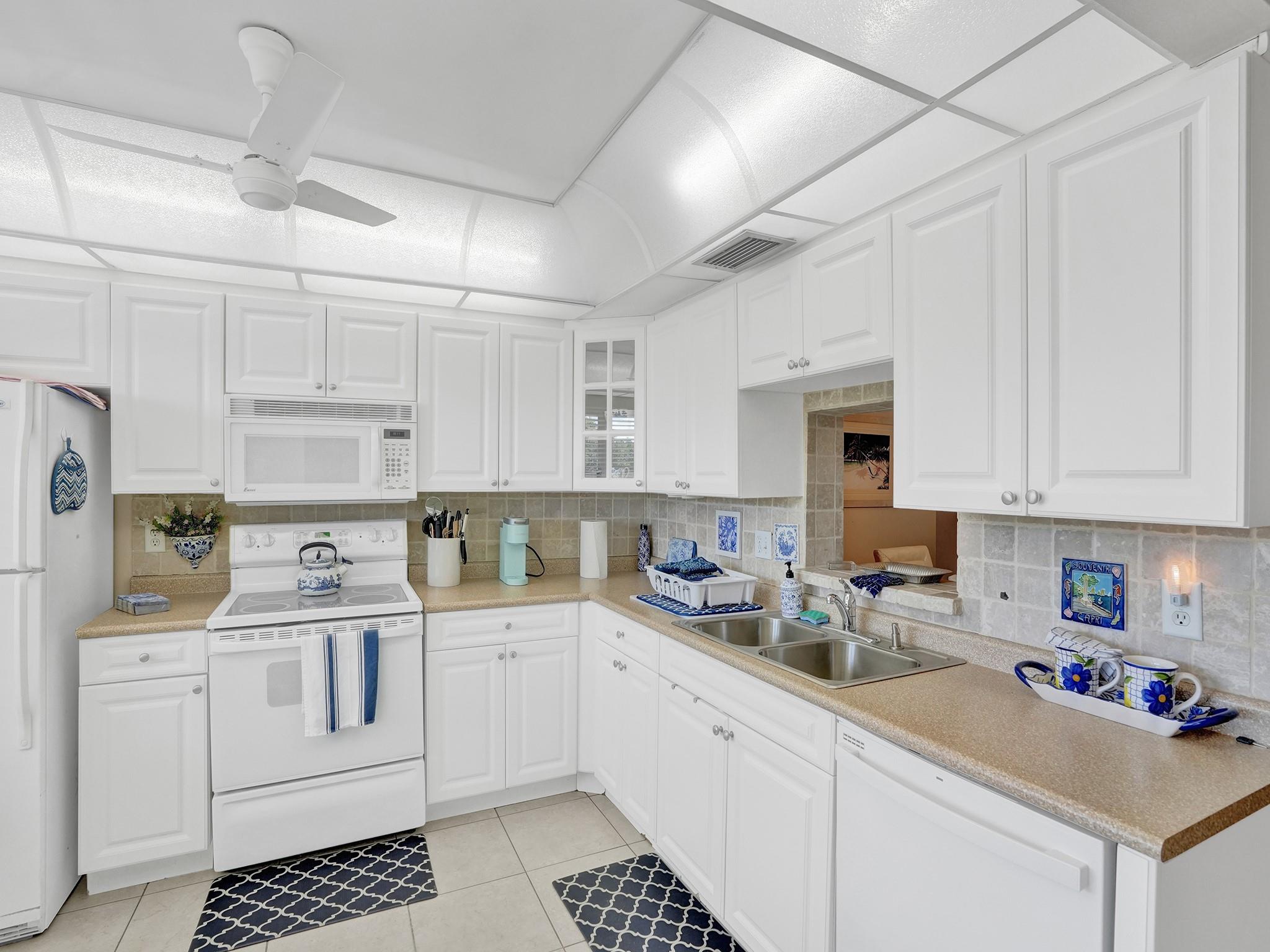 Granada Village D Condo - Residential Lease