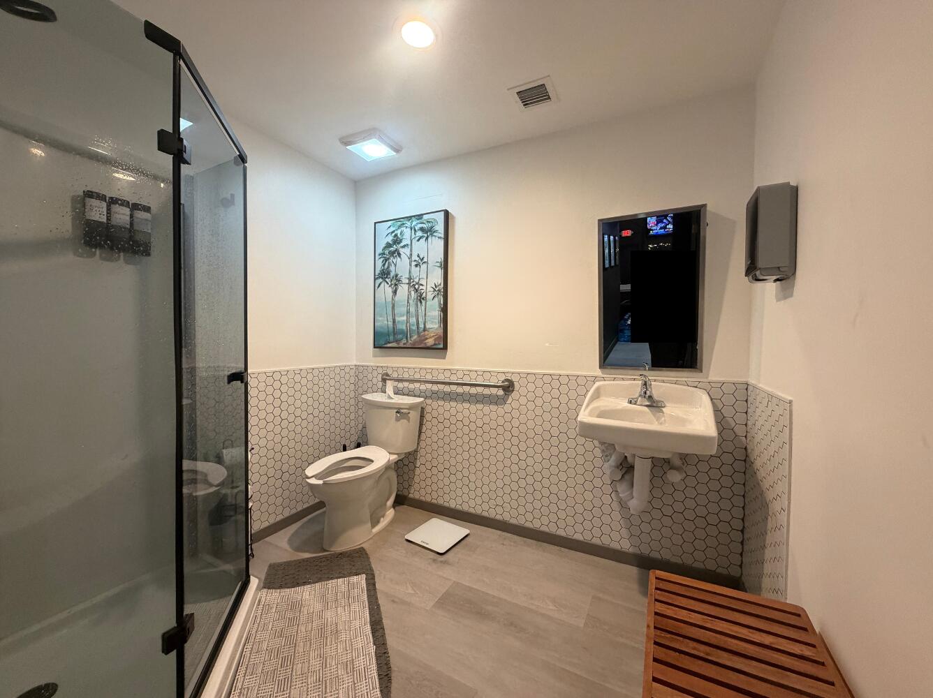 1142 Old Okeechobee Road Suite 7