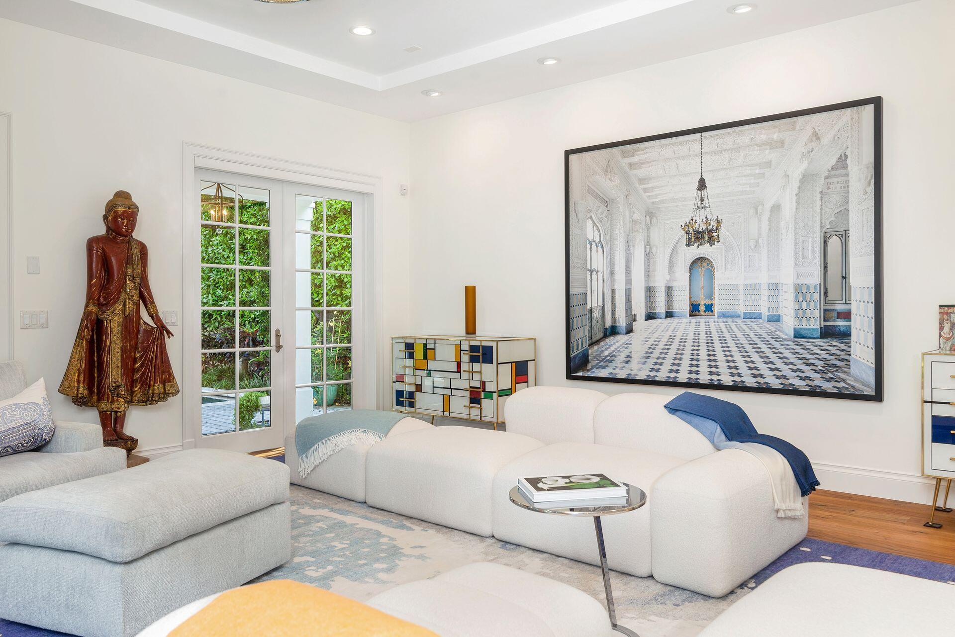 The Southend, ''So So'' - Residential