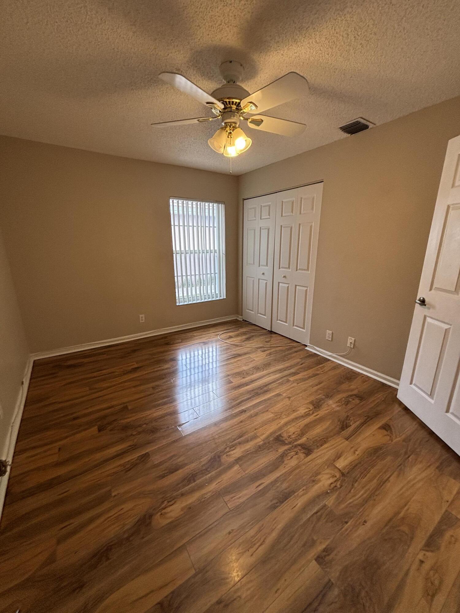 ANDROS ISLE - Residential Lease