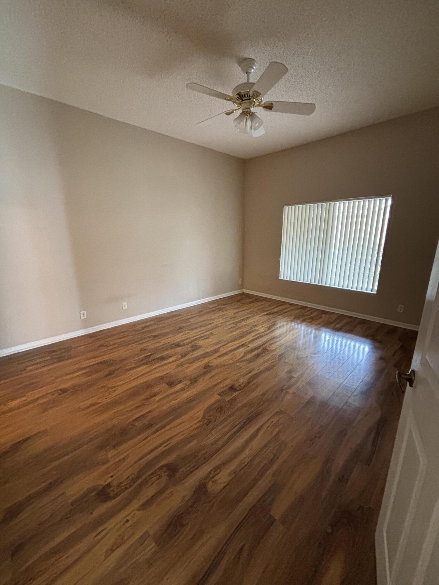 ANDROS ISLE - Residential Lease