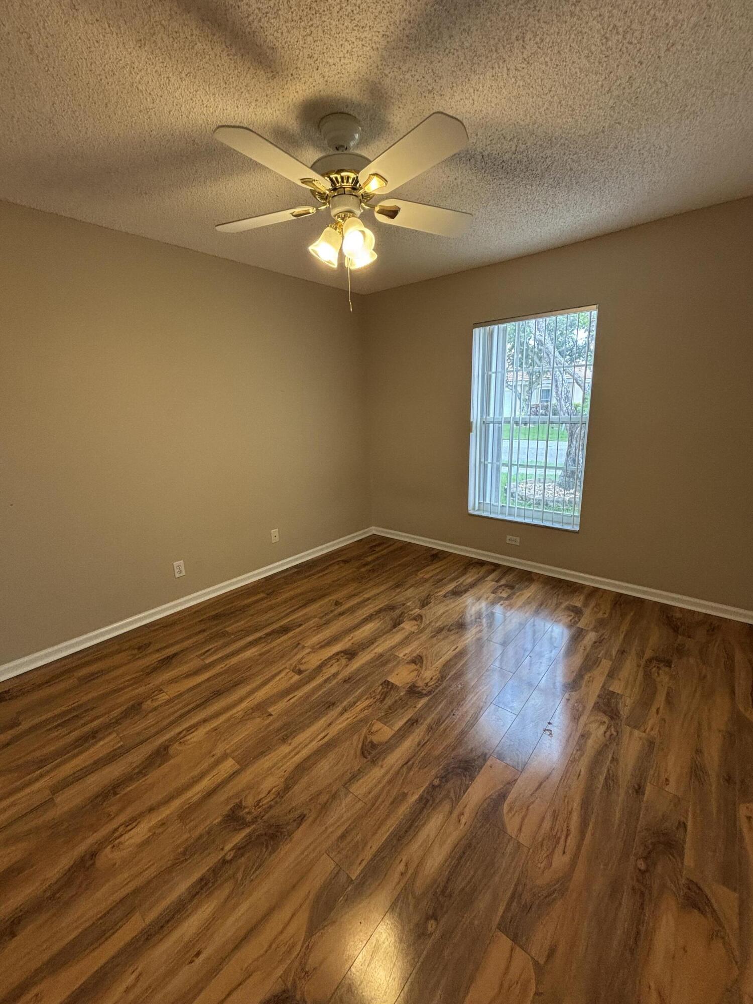 ANDROS ISLE - Residential Lease