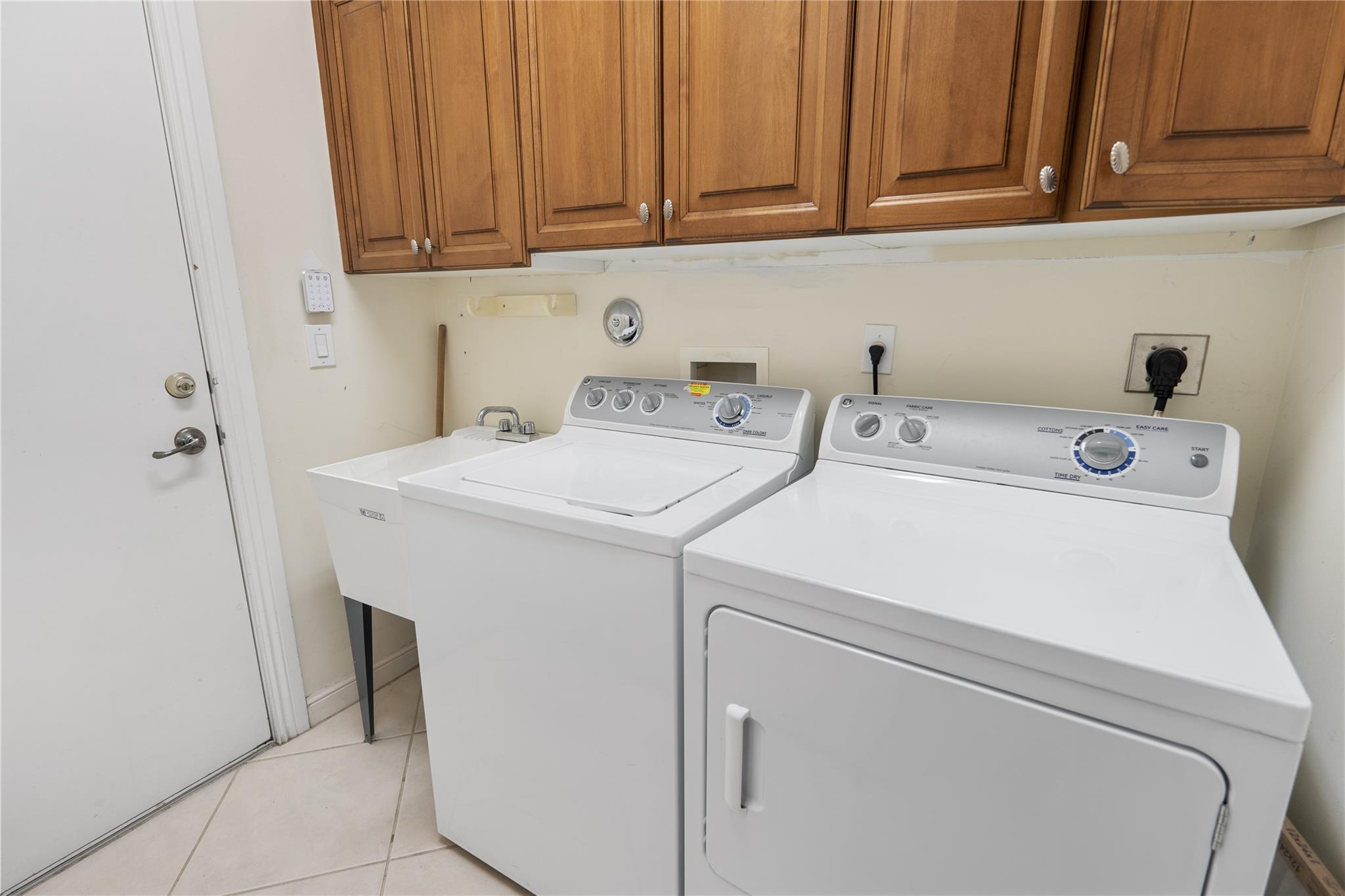 Journeys End 03 - Residential