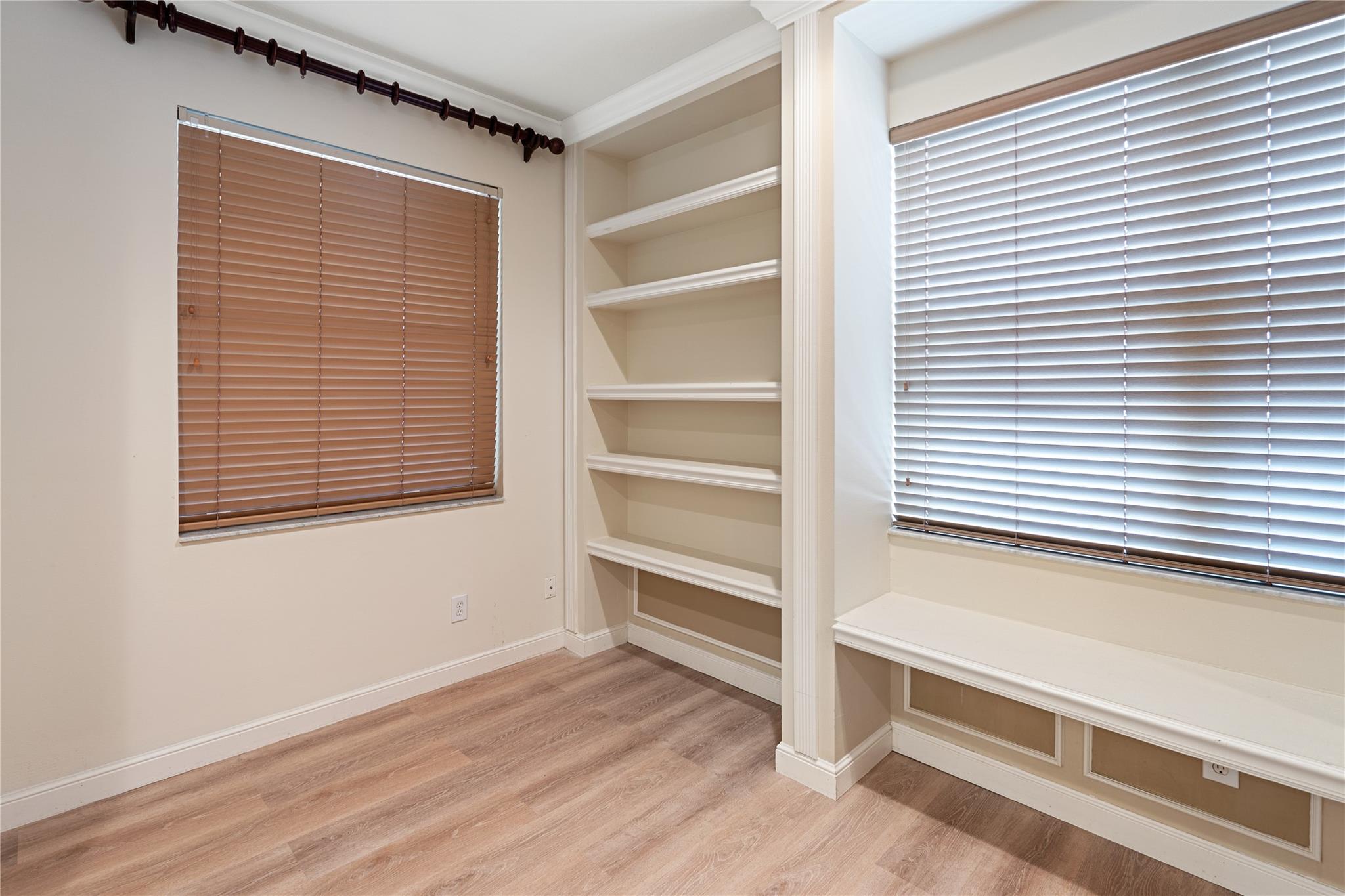 Journeys End 03 - Residential