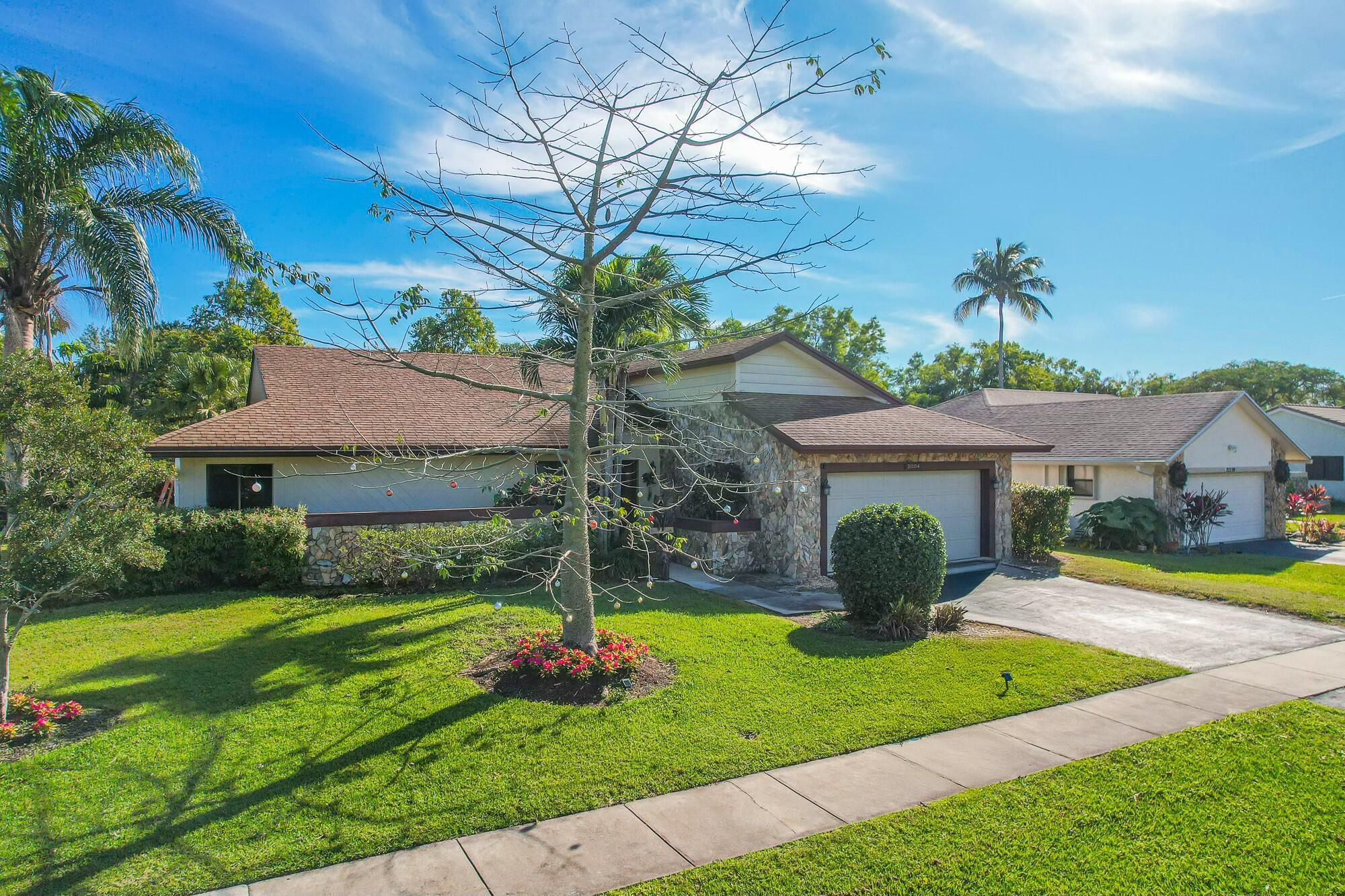 21104 Shady Vista Lane