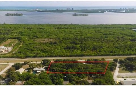 4647 Old Dixie Hwy Highway Fort Pierce FL 34946