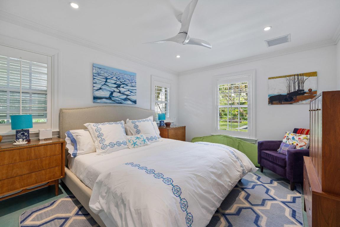 LAKE PLACE - Residential