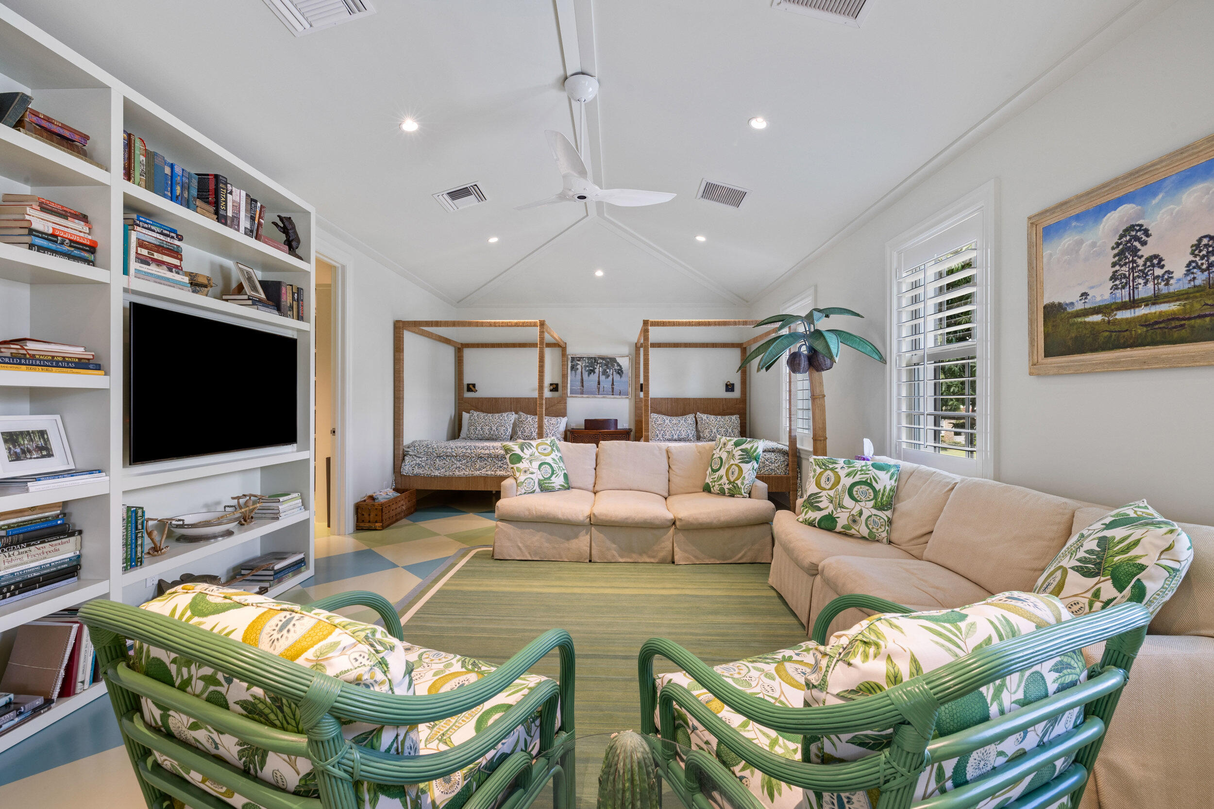 LAKE PLACE - Residential