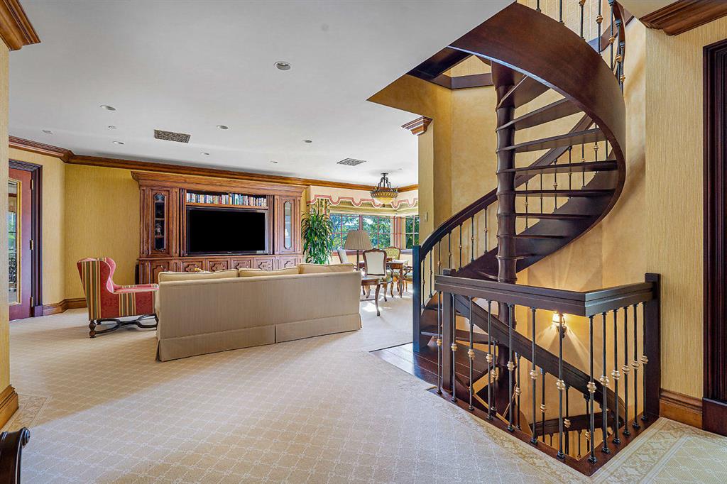 SANCTUARY - Residential