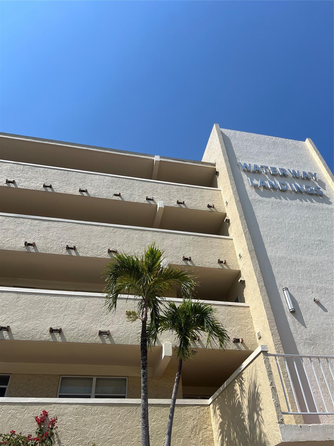 The Landings First Sec 56 - Residential Lease