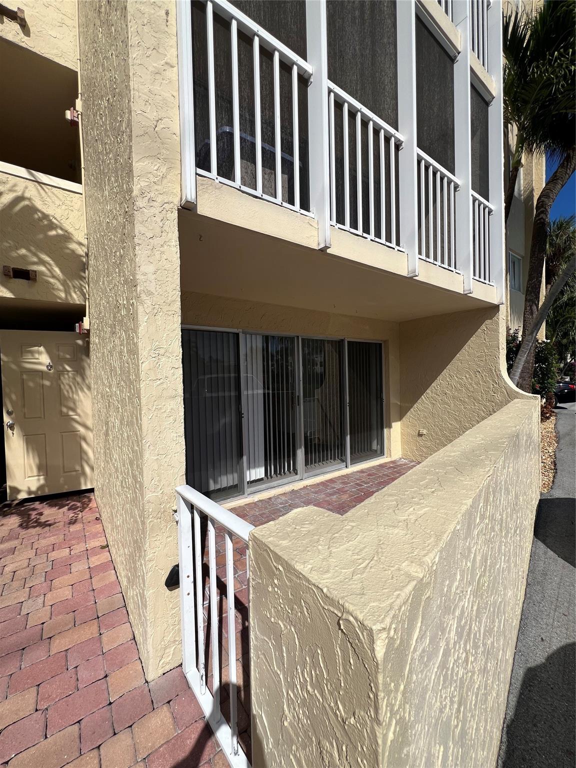 The Landings First Sec 56 - Residential Lease