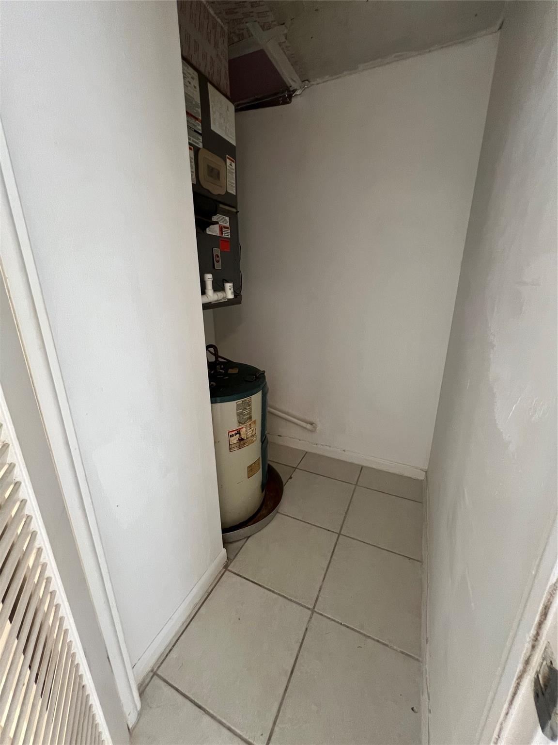 The Landings First Sec 56 - Residential Lease