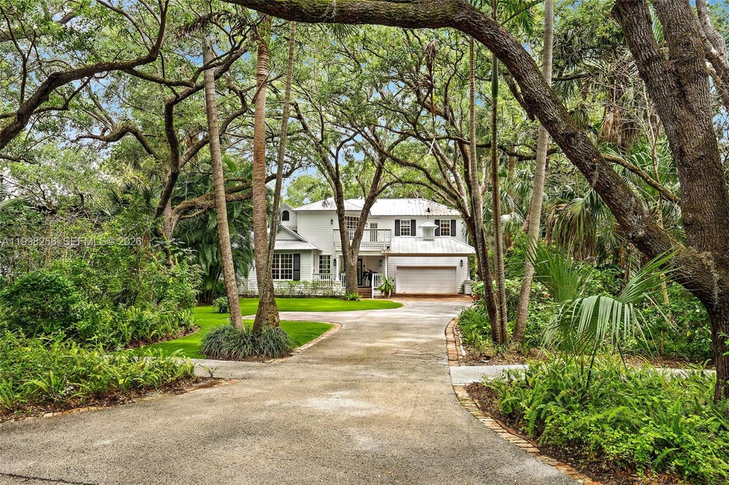 Photo of 2605 Natures Way, Palm Beach Gardens, FL 33410 (MLS # A11998256)