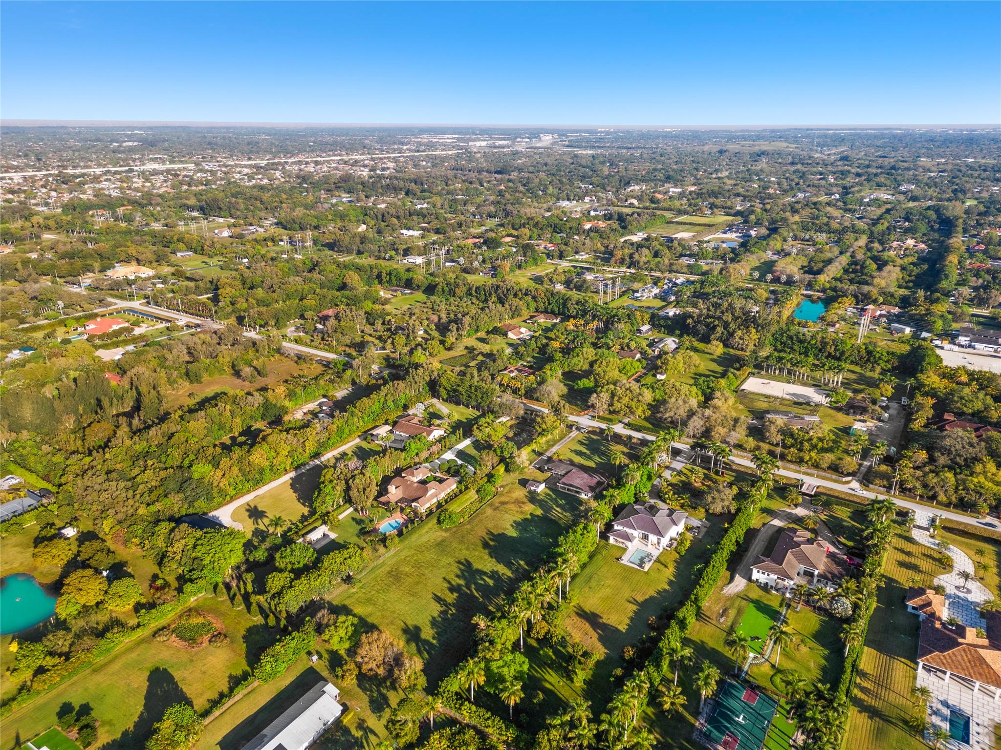 SUNSHINE RANCHES - Residential