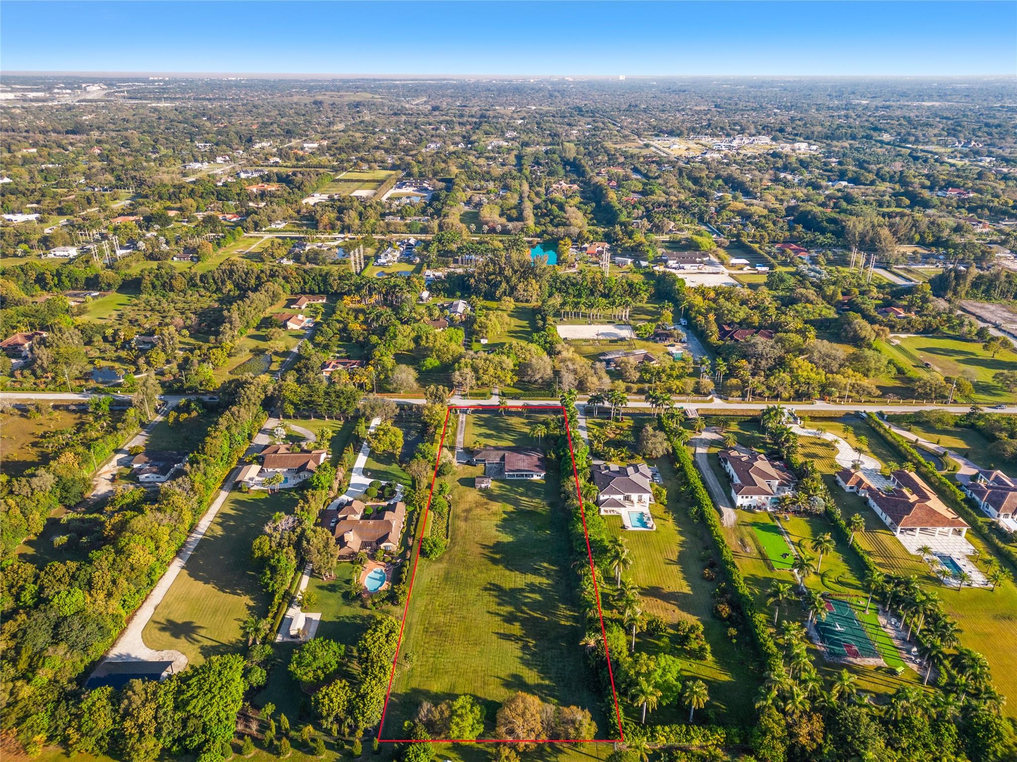 SUNSHINE RANCHES - Residential