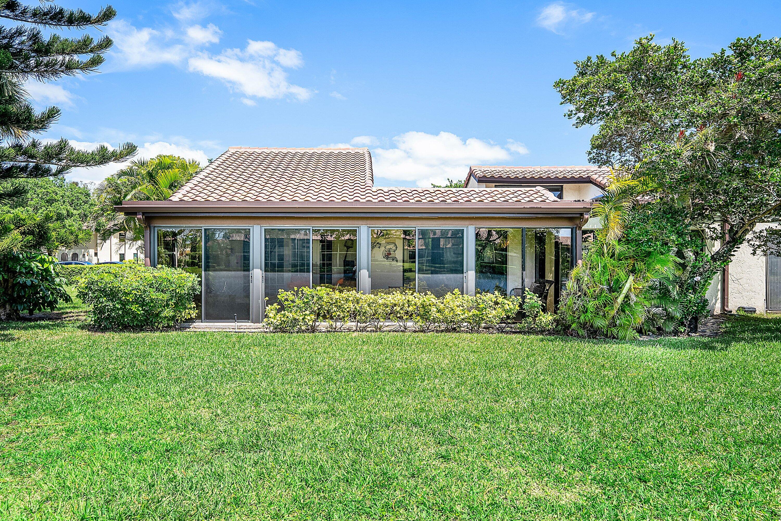 GLADES OF BOCA LAGO CONDO - Residential