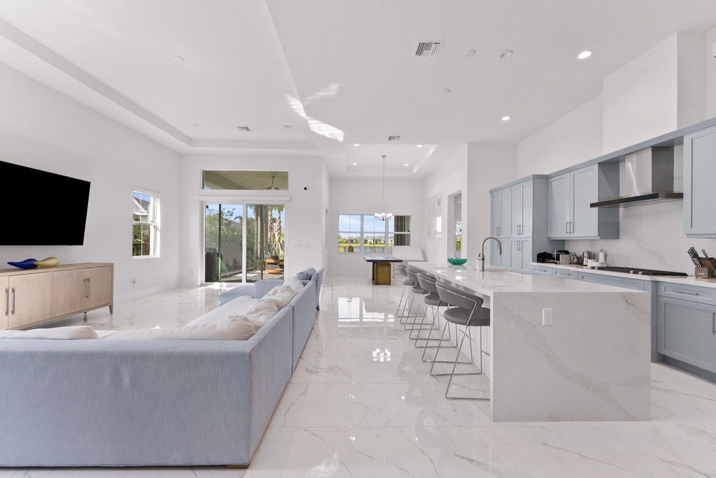 Photo of 10145 Timber Creek Way, Palm Beach Gardens, FL 33412 (MLS # B26044328)