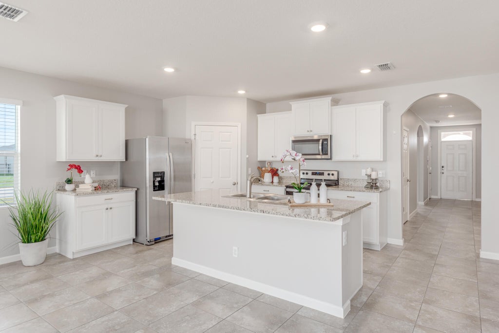 Photo of 10652 SW Prato Way, Port Saint Lucie, FL 34987 (MLS # R11065289)