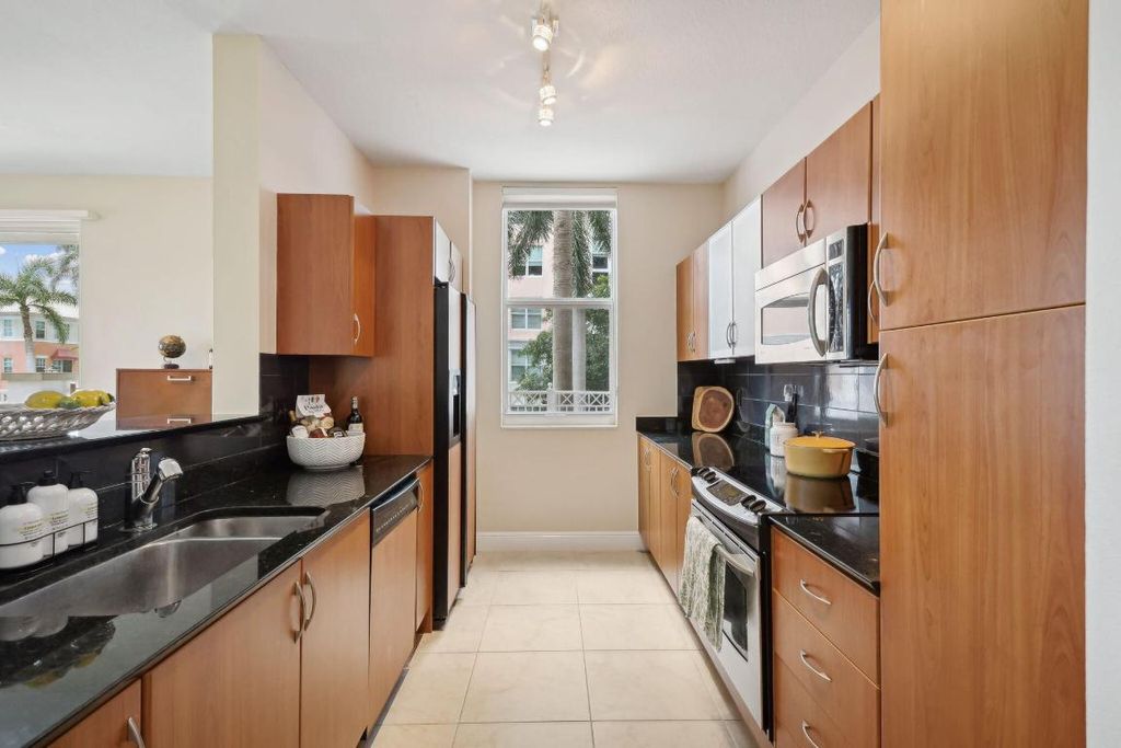 Photo of 806 E Windward Way #217, Lantana, FL 33462 (MLS # R11146785)