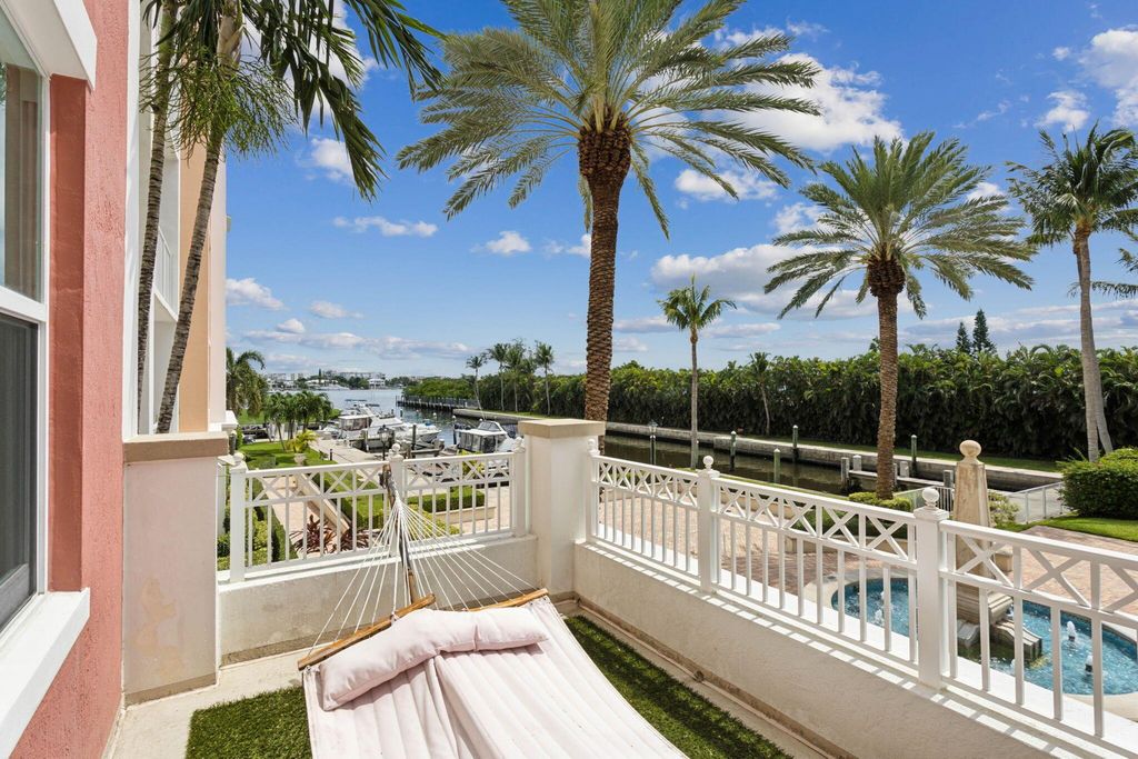 Photo of 806 E Windward Way #217, Lantana, FL 33462 (MLS # R11146785)