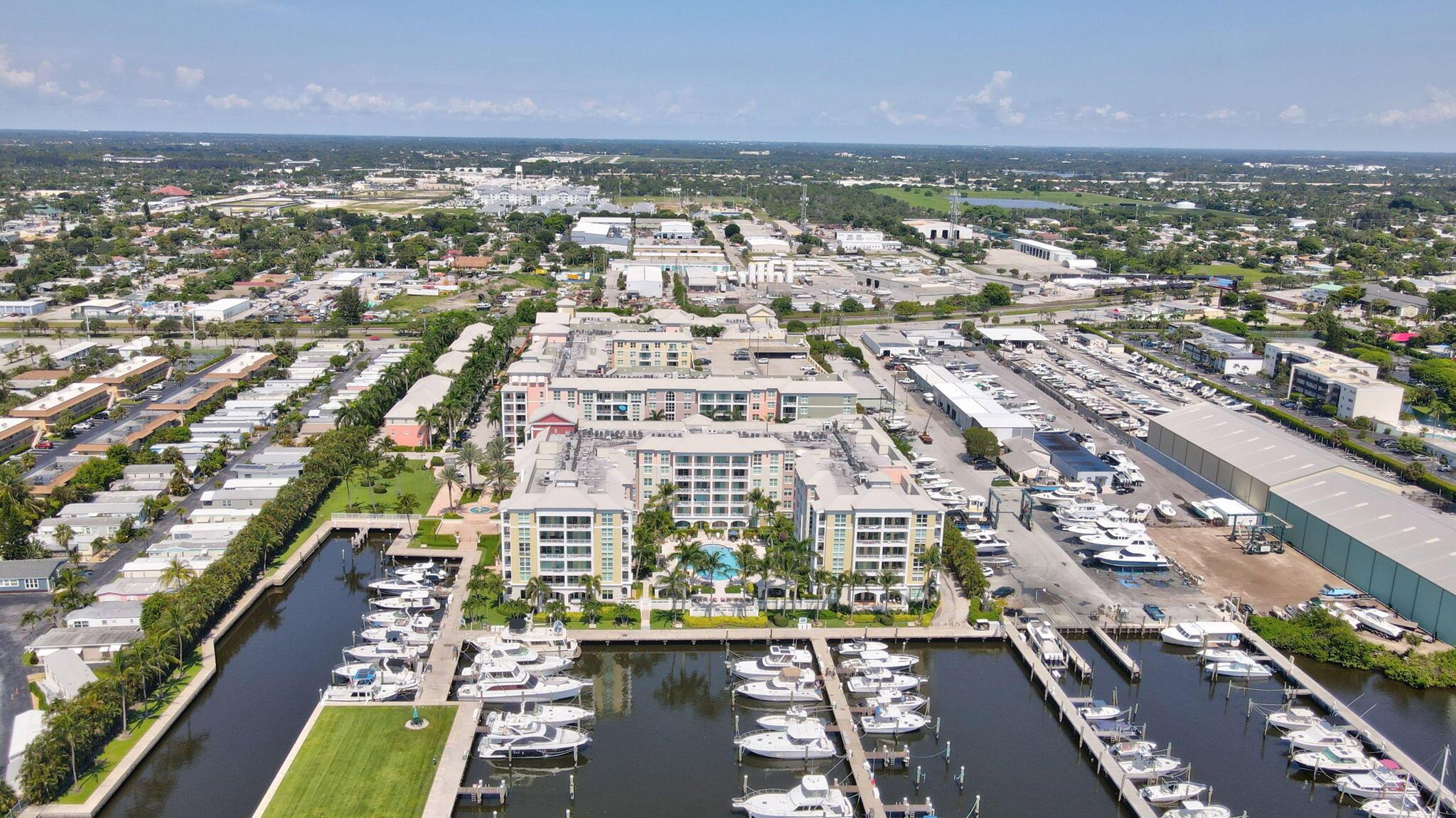 MOORINGS AT LANTANA CONDO - Residential