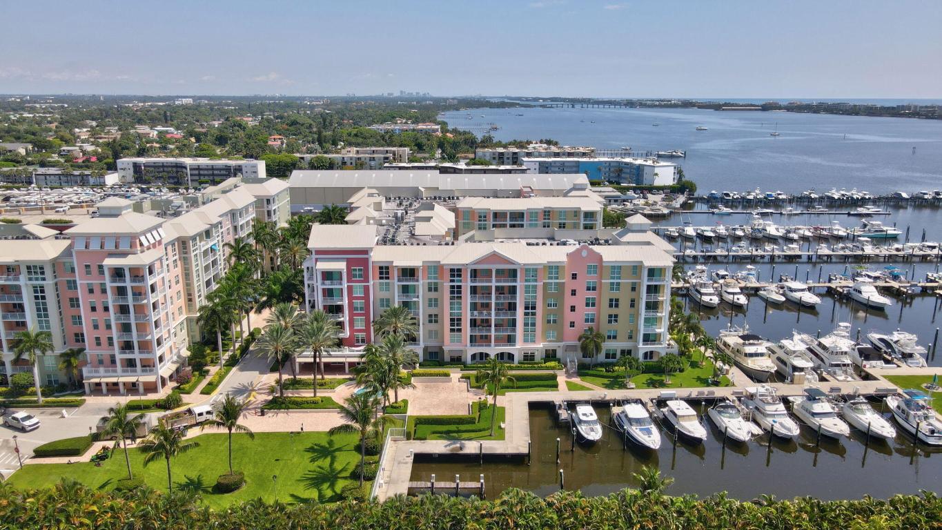 MOORINGS AT LANTANA CONDO 3 - Residential