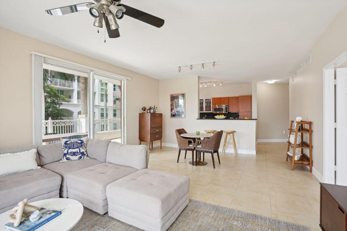 MOORINGS AT LANTANA CONDO 3 - Residential