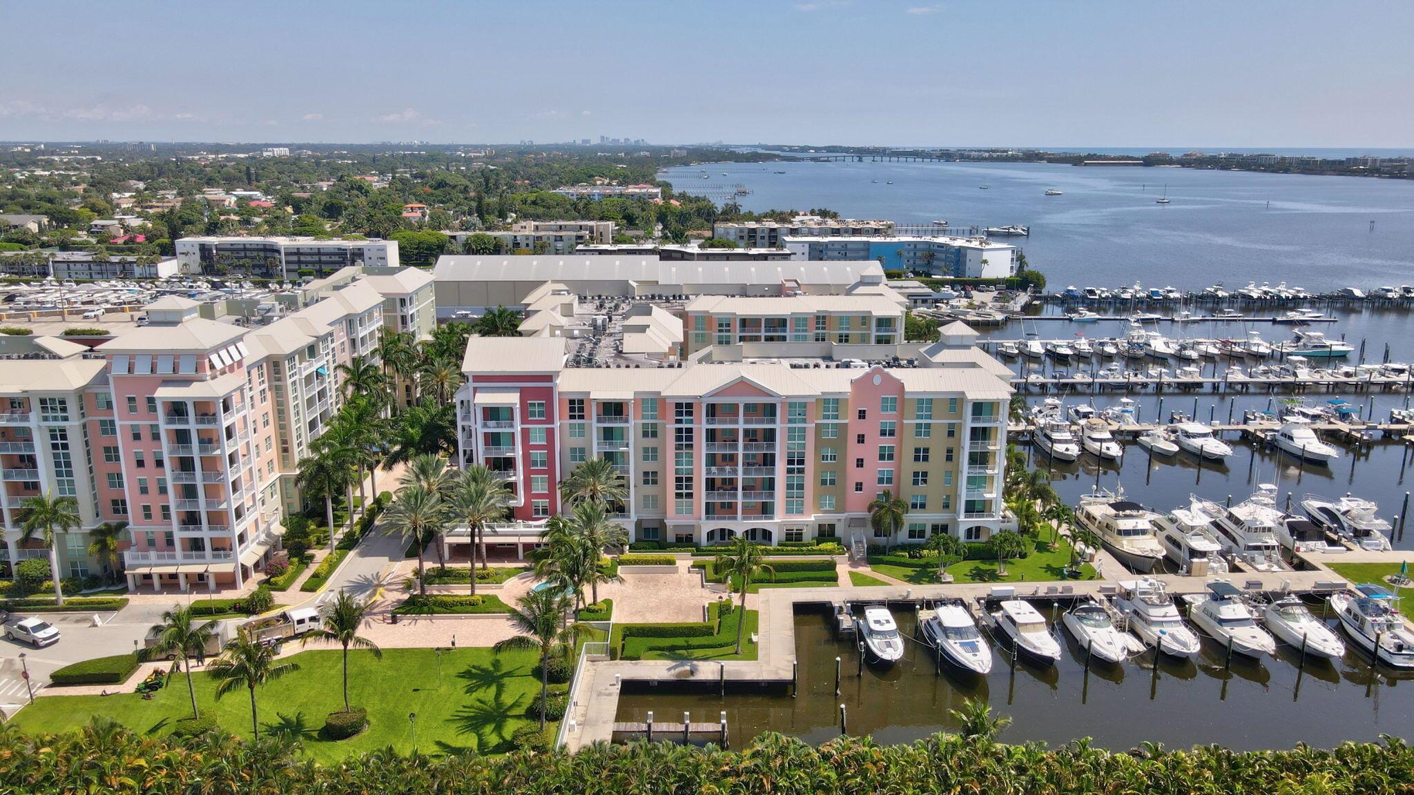 MOORINGS AT LANTANA CONDO - Residential