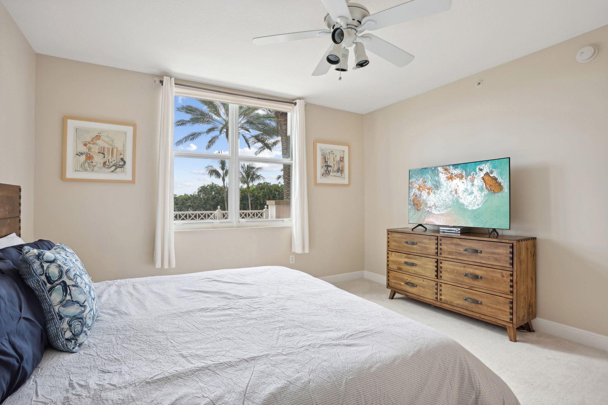 MOORINGS AT LANTANA CONDO - Residential