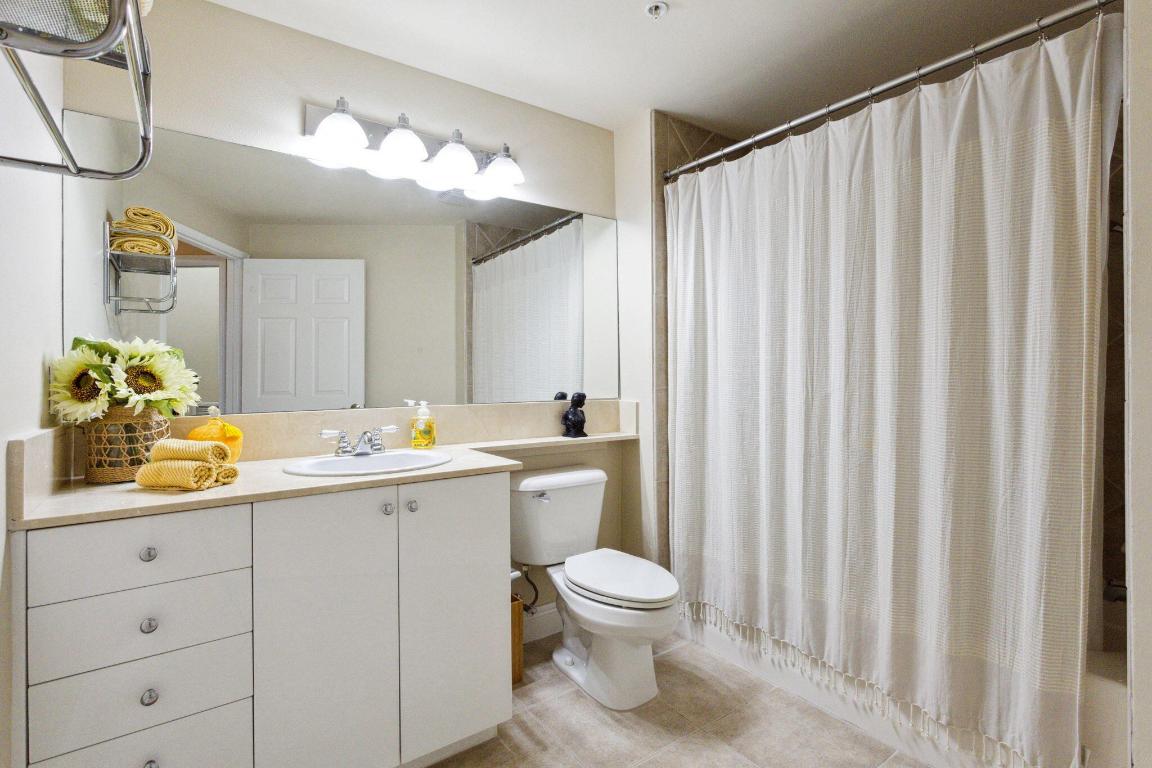 MOORINGS AT LANTANA CONDO 3 - Residential