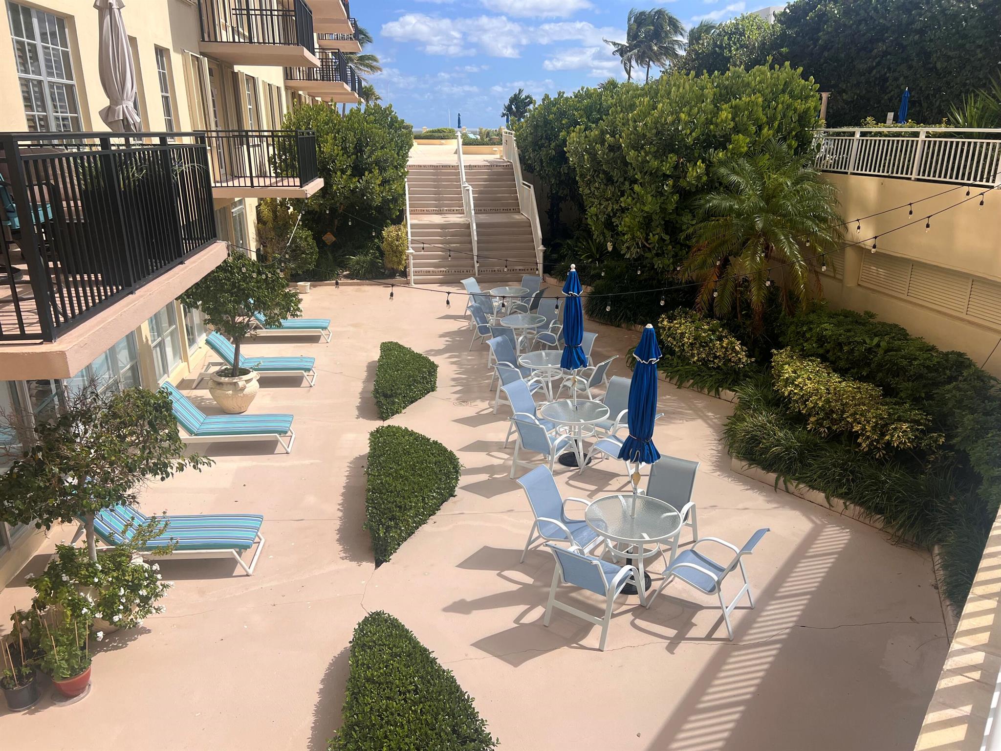 LA BONNE VIE CONDO - Residential