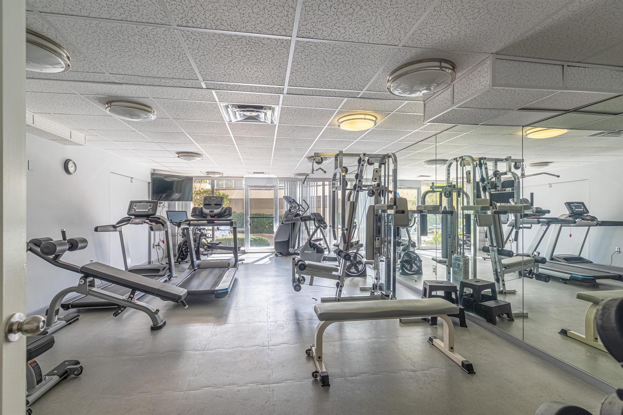 LA BONNE VIE CONDO - Residential