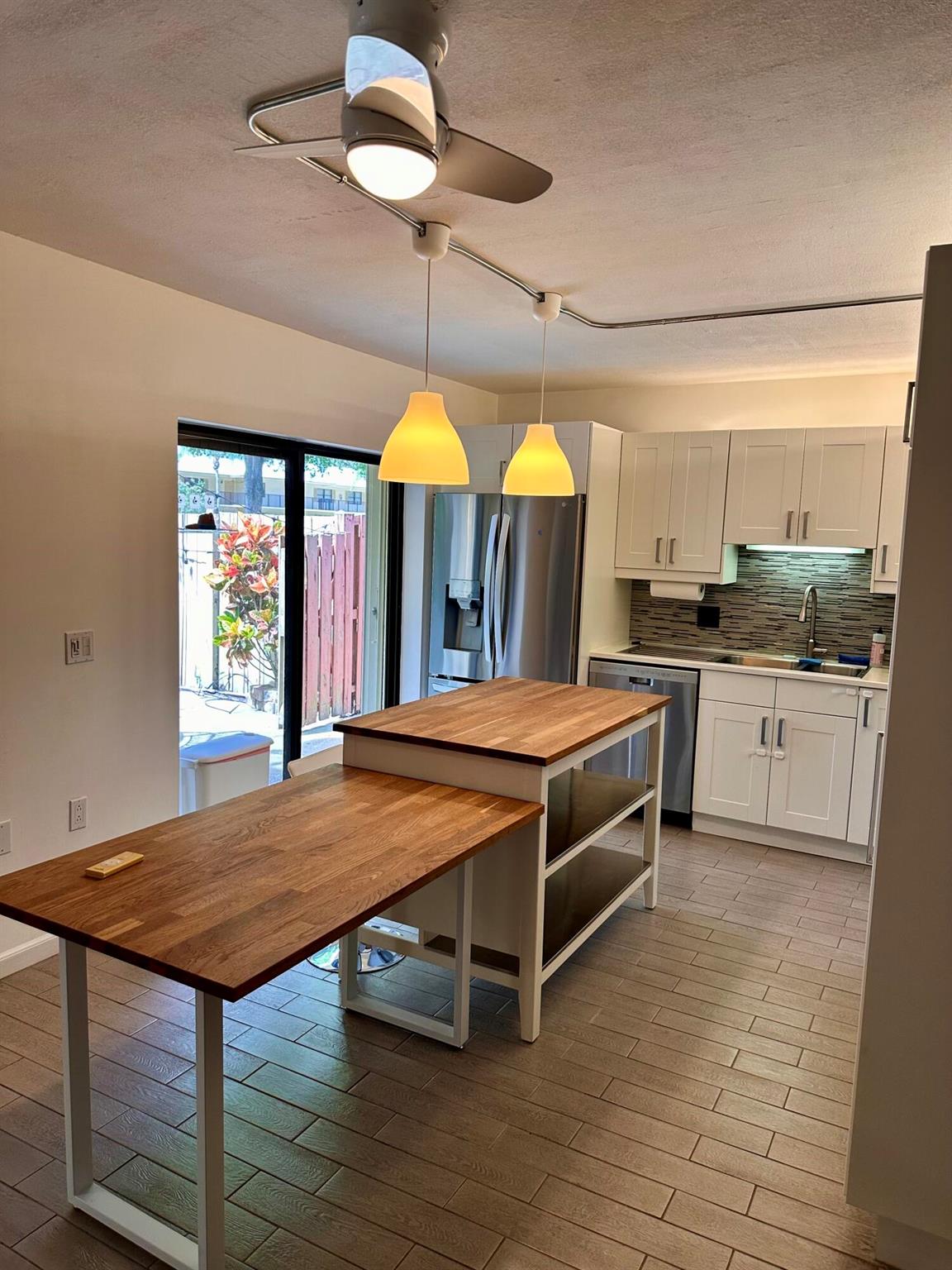 DELRAY OAKS WEST CONDO - Residential Lease