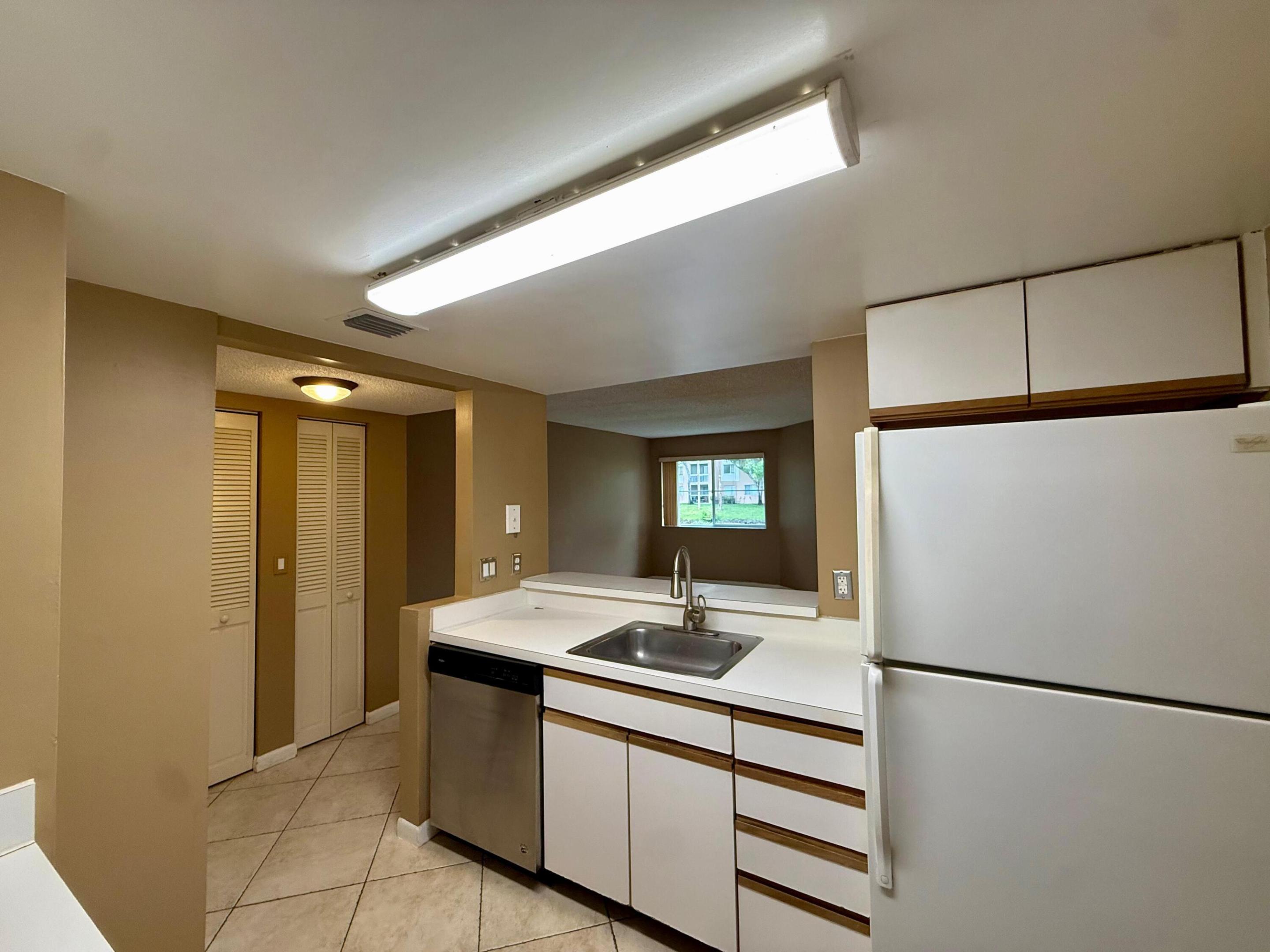 CITATION WAY CONDO - Residential Lease