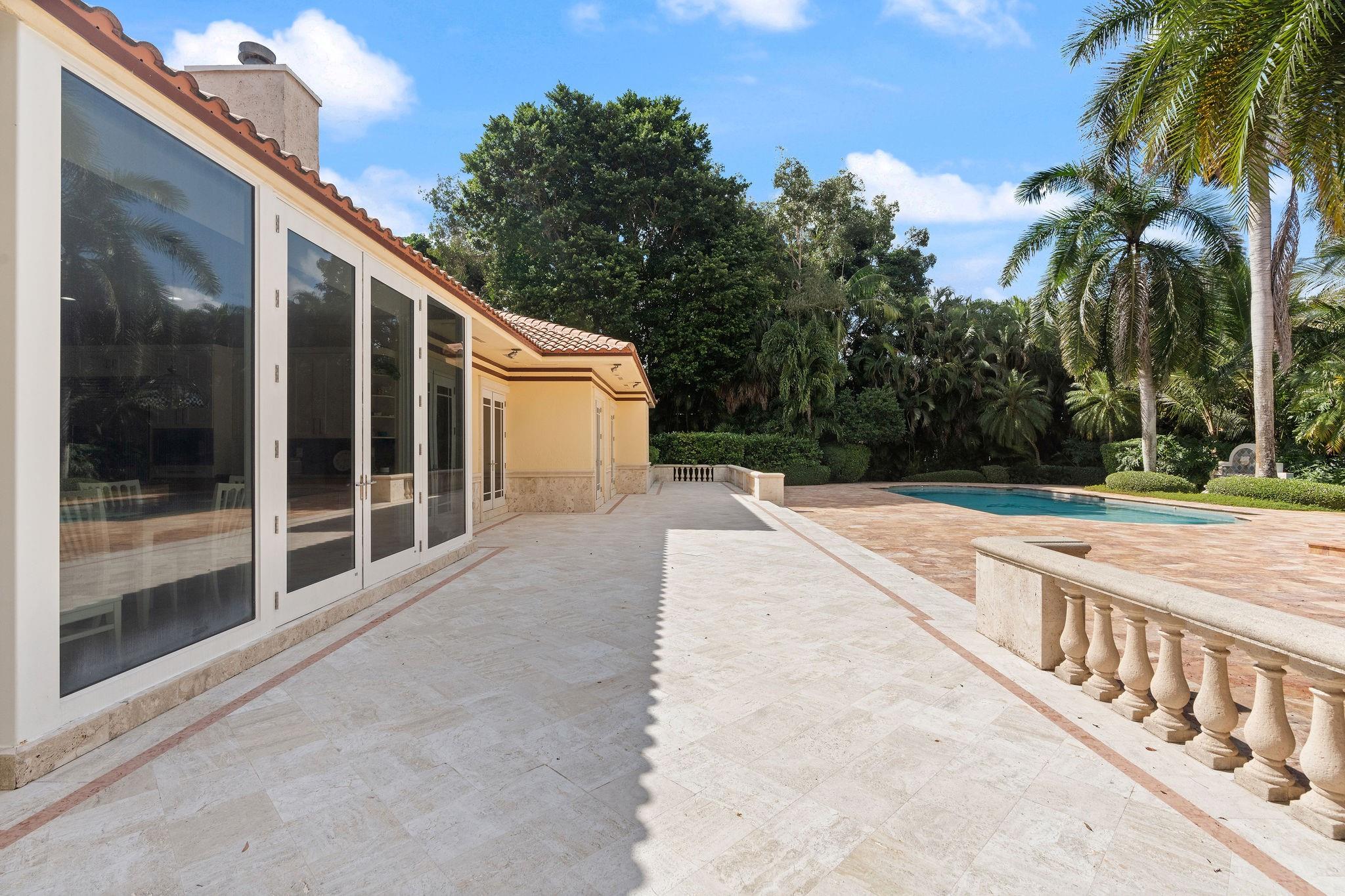 SUNSHINE RANCHES - Residential