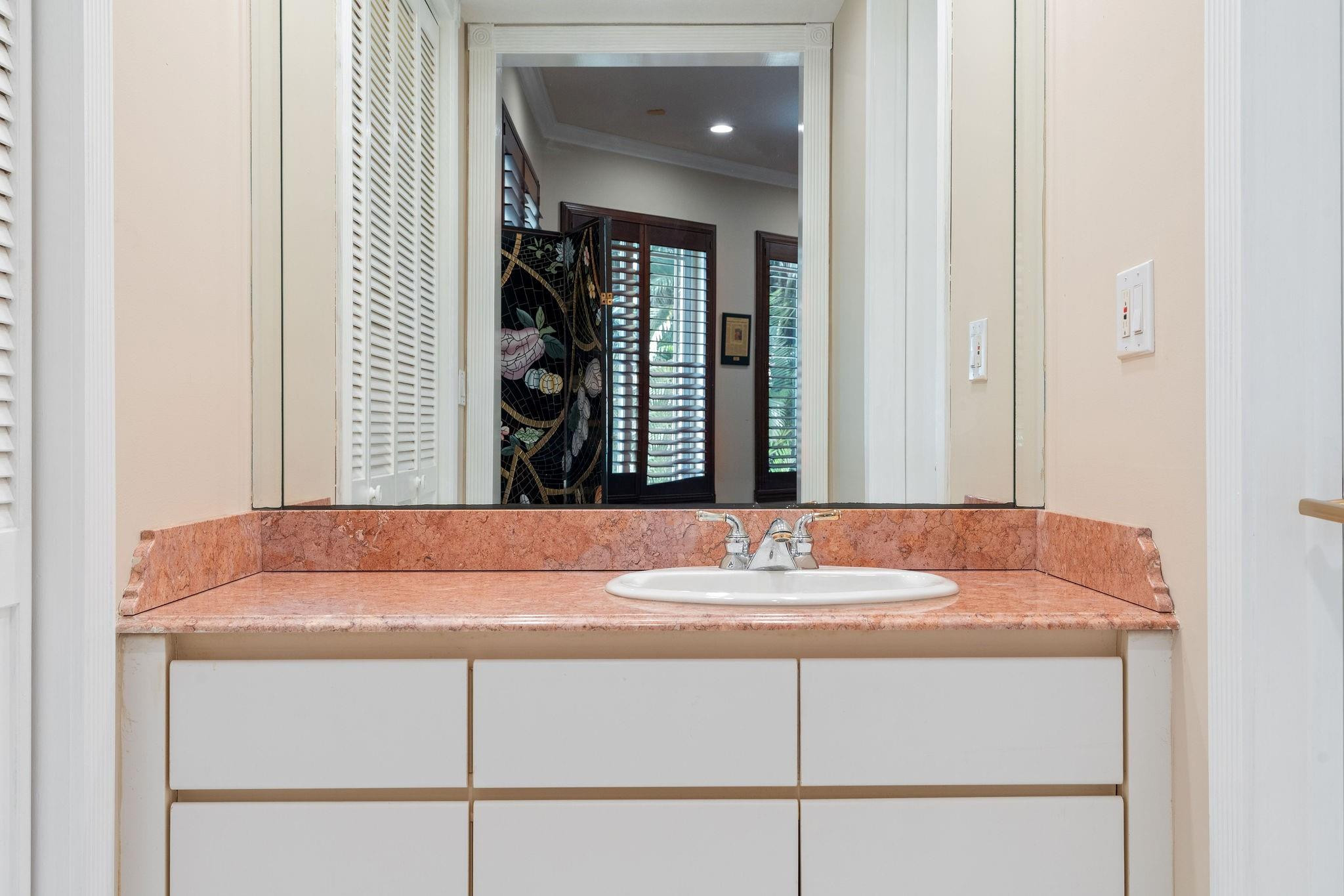 SUNSHINE RANCHES - Residential