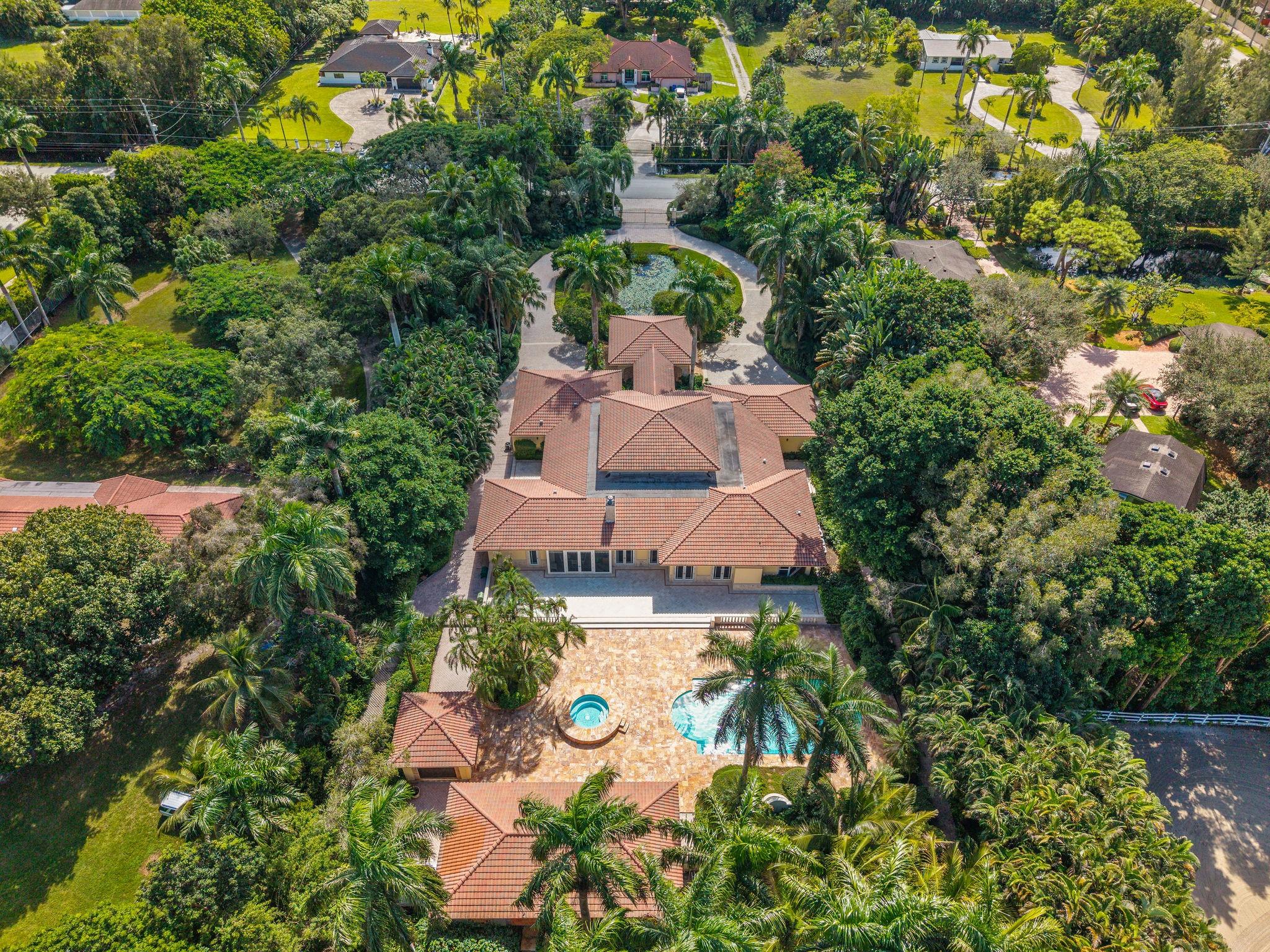 SUNSHINE RANCHES - Residential