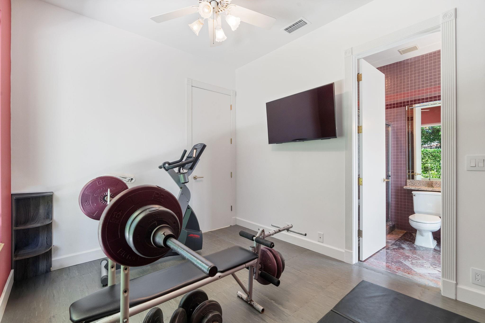 SUNSHINE RANCHES - Residential